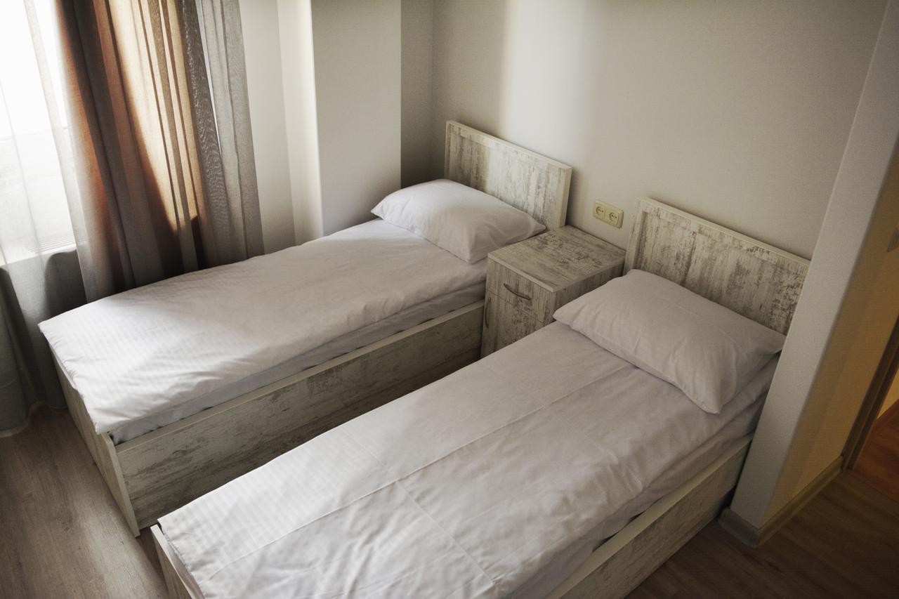 The Rooms Hostel Jerevan Buitenkant foto