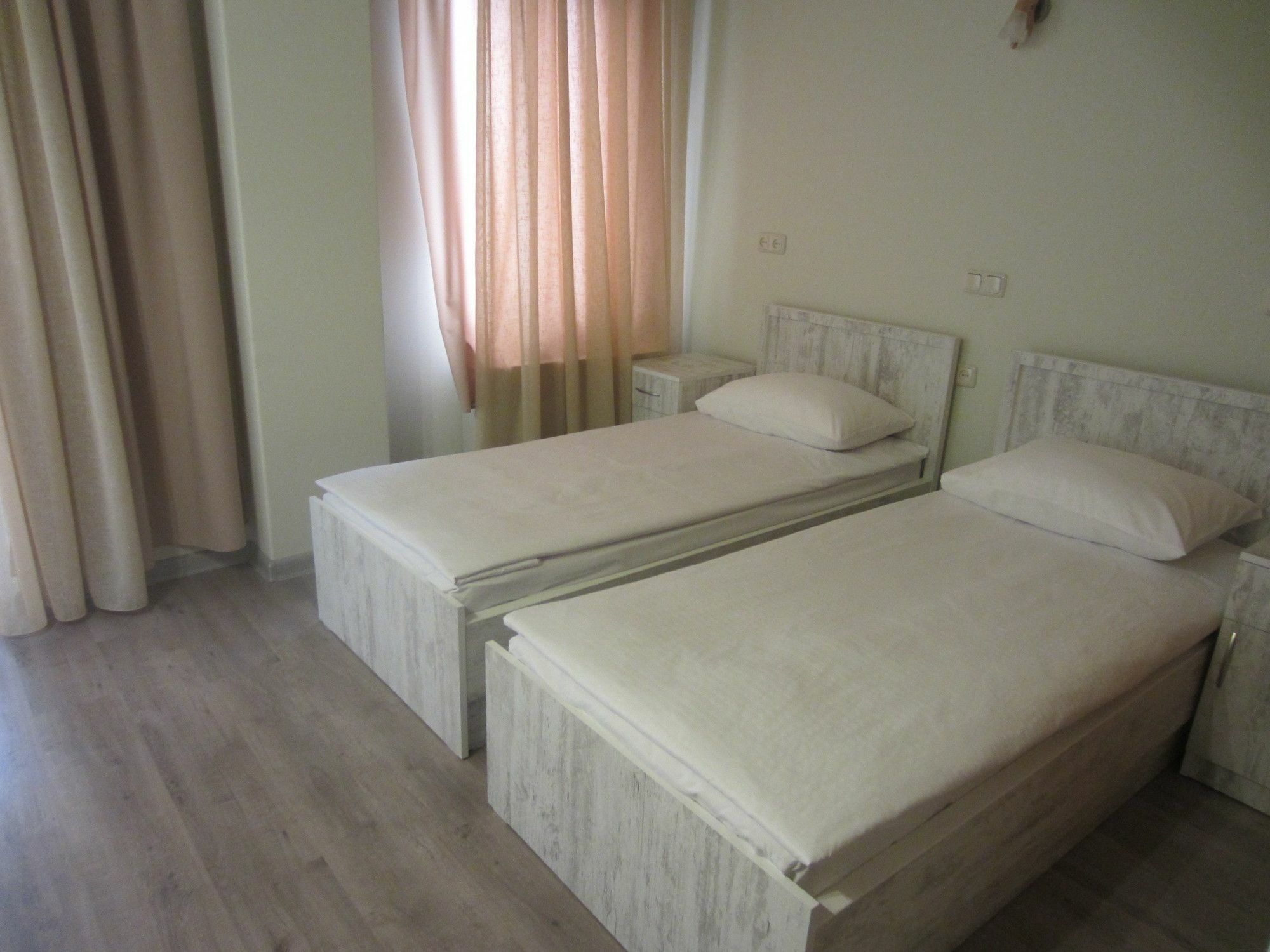 The Rooms Hostel Jerevan Buitenkant foto